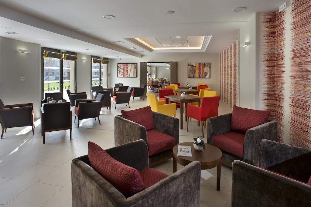 Domitys Les Cigales Du Luberon Apart otel Cavaillon Dış mekan fotoğraf